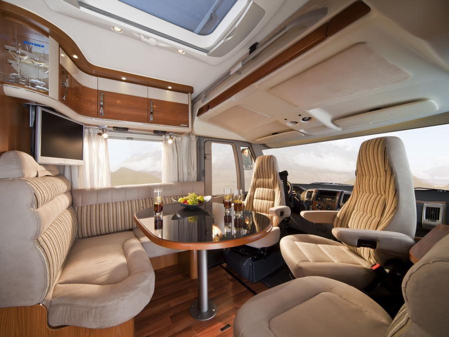 Интерьер Hymer B-Class SL 2007 года  (фото 10 из 16)